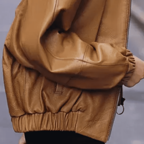 19 Blouson à capuche unique en cuir New Star