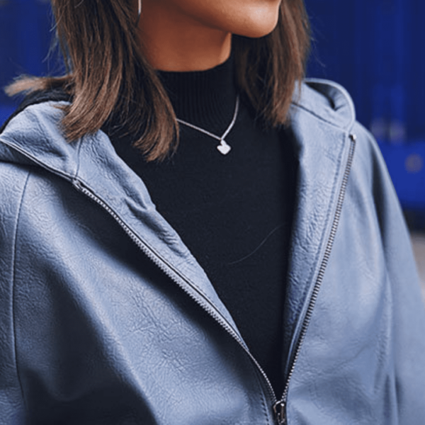 26 Blouson à capuche unique en cuir New Star