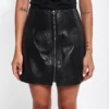 Jupes courtes taille haute en cuir New Roman